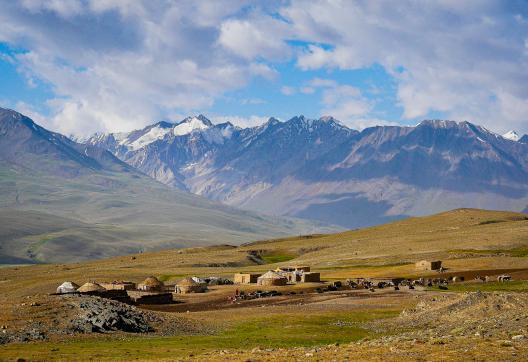 Découverte habitat traditionnel peuple nomade Afghanistan