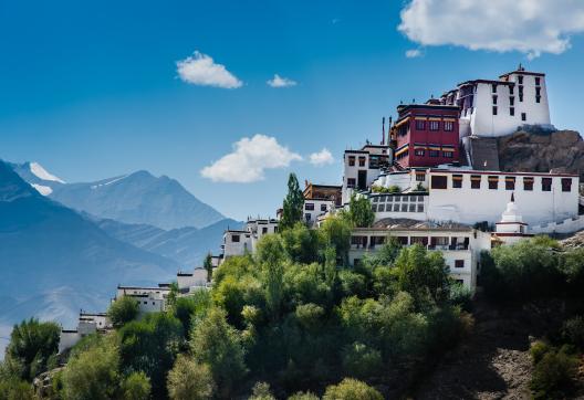 Monastère de Spituk au Ladakh en Himalaya en Inde