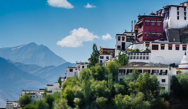 Monastère de Tiksey au Ladakh en Himalaya en Inde
