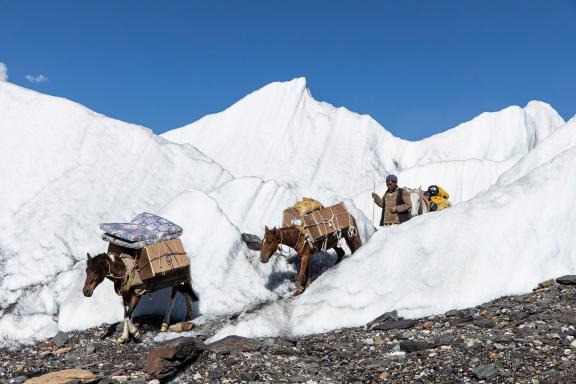 Randonnée sur le glacier du Baltoro en Himalaya