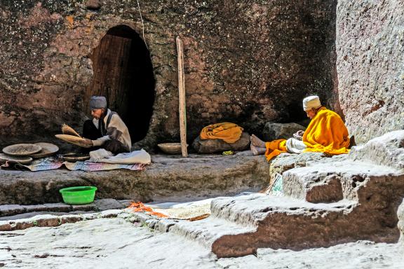 Rencontre avec les moines de Lalibela  en pays amharique