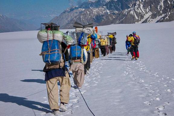 Randonnée vers le glacier Hispar et snowlake au Pakistan