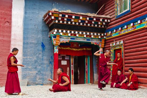 Débat philosophique à Dege région du Kham au Tibet oriental en Chine