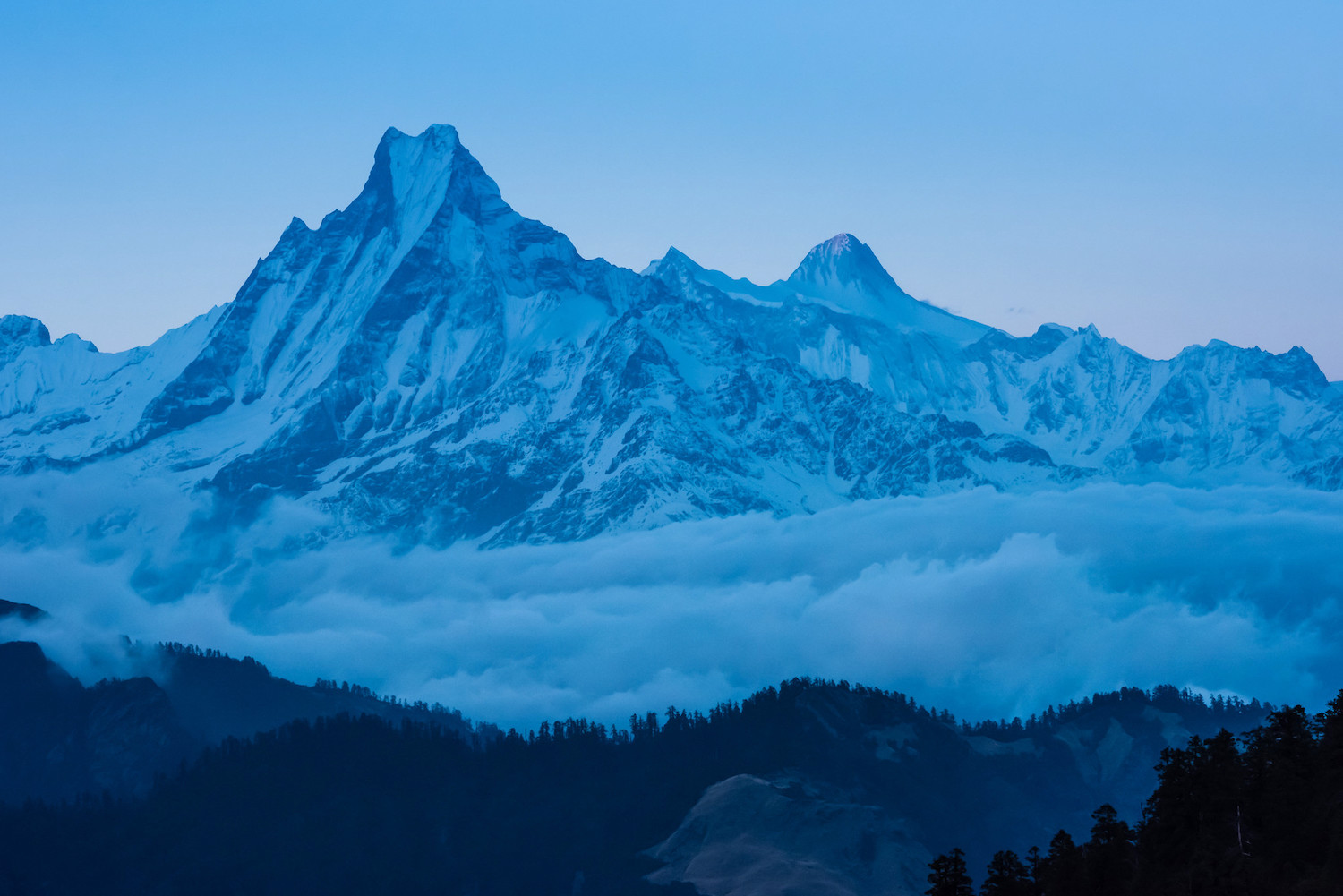 Le Machapuchare et le Lamjung himal © David Ducoin