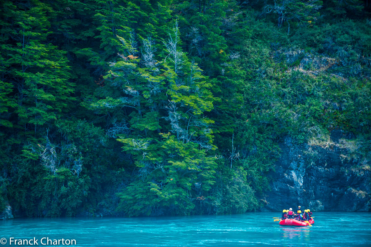 Rafting sur le rio Baker.