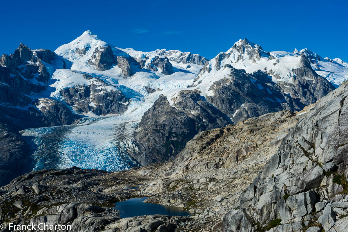 Dans les replis glaciaires du massif St Valentin. 