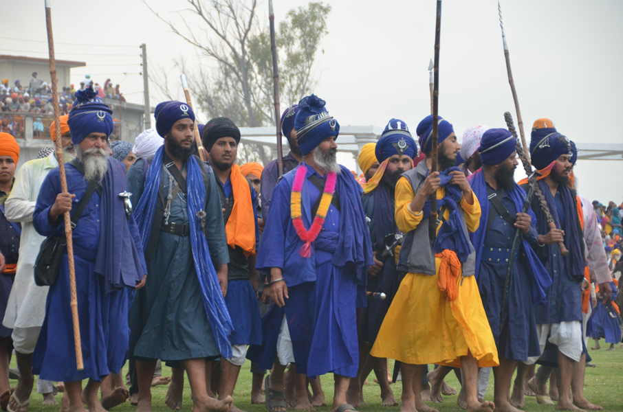Fête du Hola Mohalla des Sikhs