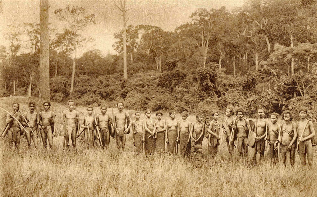 Photo ancienne des peuples de la Cordillère Annamitique