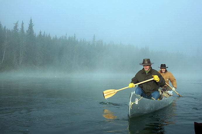 Bivouac au bord de la rivière Manouane, Québec