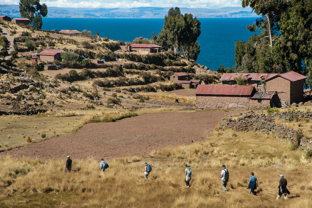 Promenade sur l'île de Taquilé, Pérou