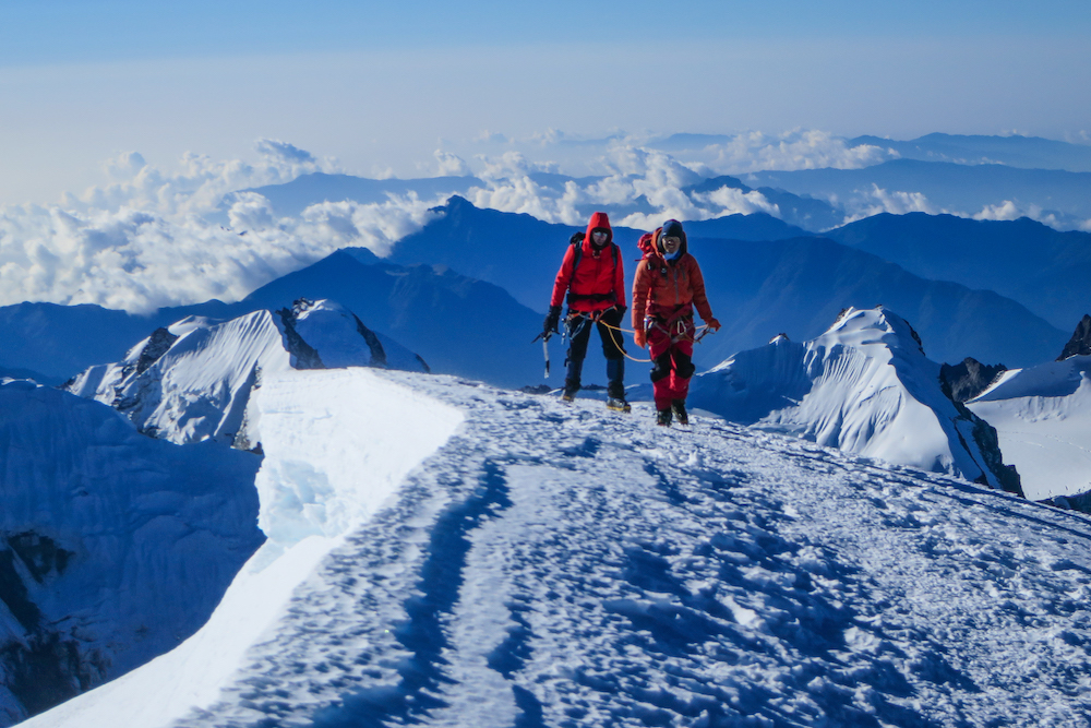 Ascension du Mera peak à 6 461 m © Luc Oberli