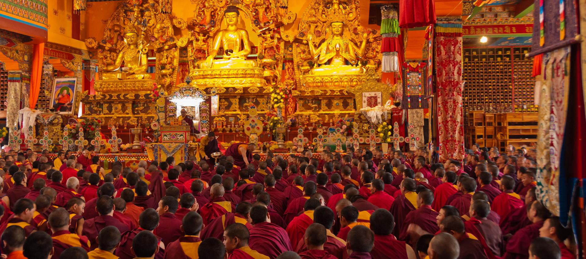 Cérémonies religieuses au Tibet oriental en Chine