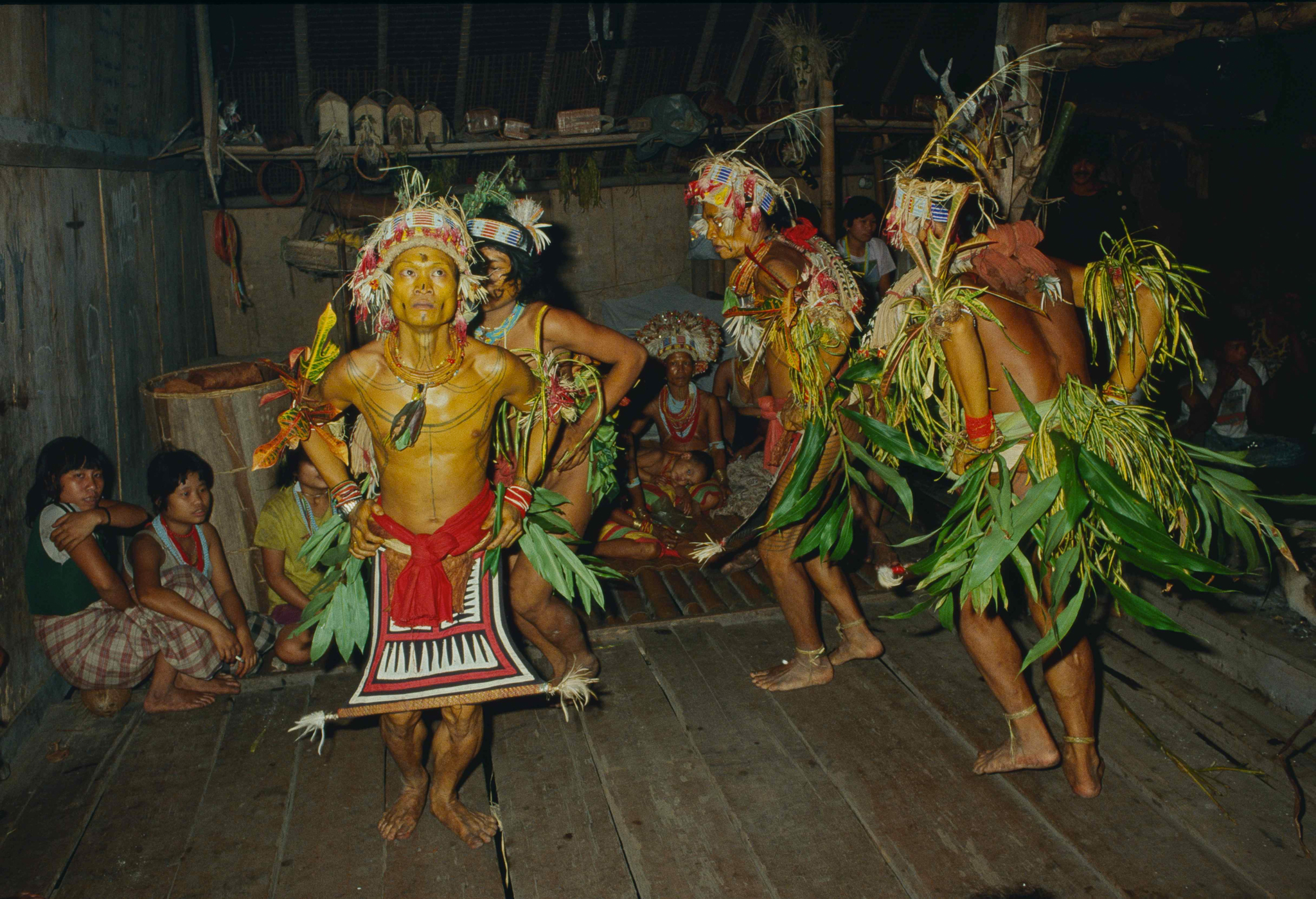 Danses chamaniques des Mentawaï