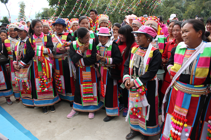 Fête chez les miao au Ghizou oriental © Marie-Paule Raibaud