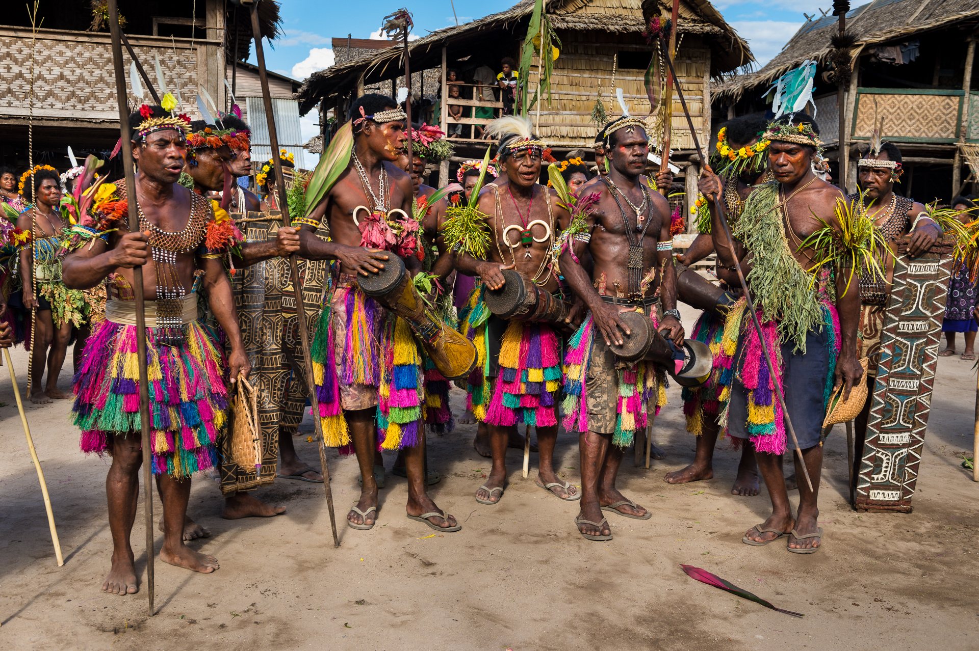 Papous du Cap Gloucester, tout au sud-ouest de la Nouvelle-Bretagne