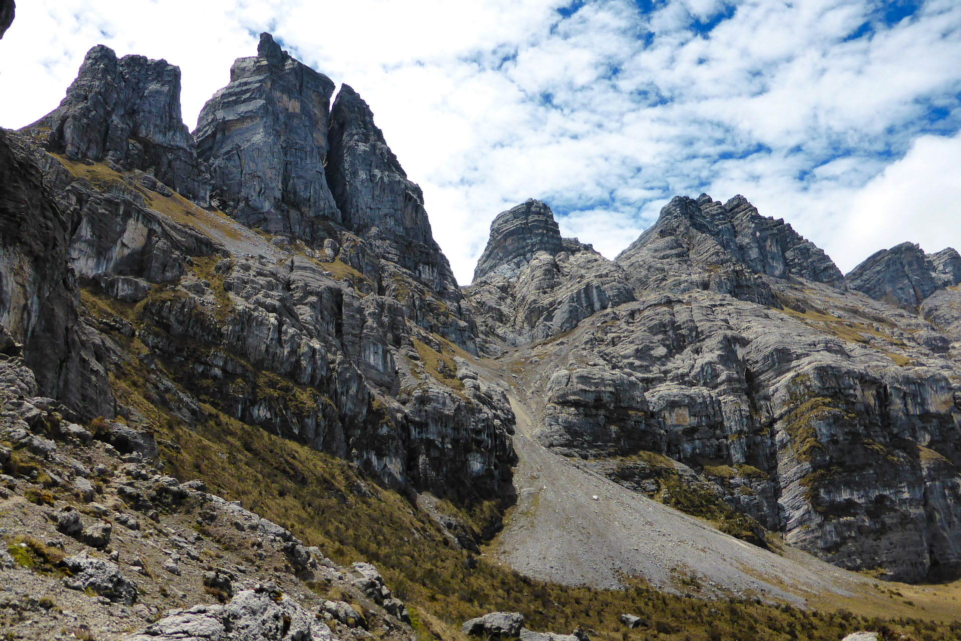 Ascension de la pyramide Carstensz (Puncak Jaya), en Papouasie indonésienne