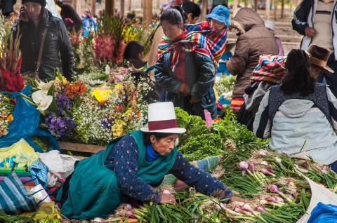 Marché de Chinchero dans la Vallée Sacrée de Cusco au Pérou