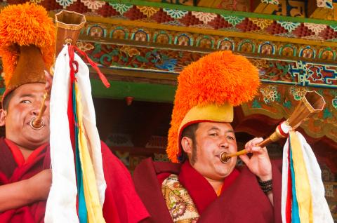 Cérémonies religieuses (Cham) au Tibet oriental en Chine