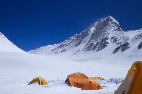 Camp expédition shishapangma Tibet
