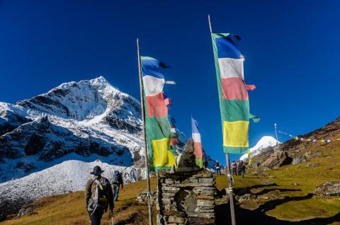 Le Chamlang à 7320 m depuis le camp de Langmale dans la région du Makalu au Népal