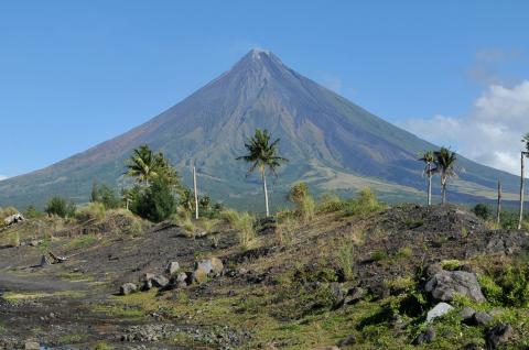 Trekking vers le volcan Mayon dans la région de Legazpi