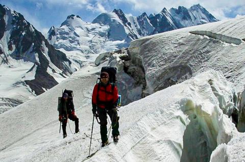 Trek expedition sur le glacier Fedtchenko au Tadjikistan