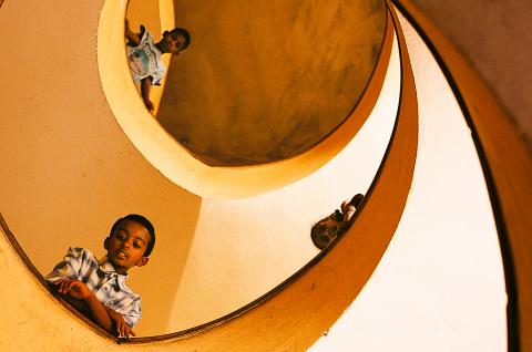 Découverte d'un escalier architecturel à Asmara