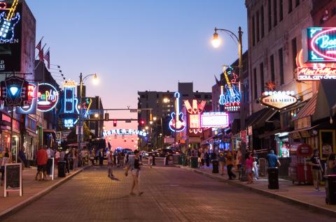 Beale Street à Memphis aux États-Unis Découverte de Beale Street à Memphis aux États-Unis