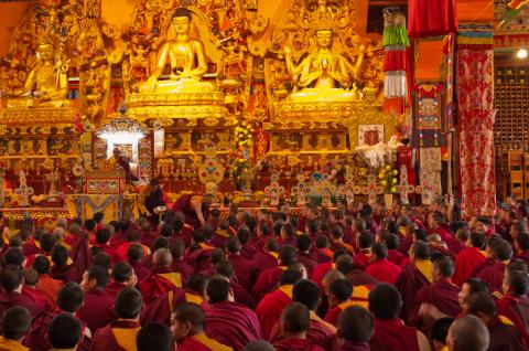 Cérémonies religieuses au Tibet oriental en Chine