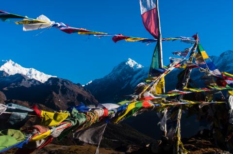 Belvédère de Dzongri pendant le trek du Gocha-la au Sikkim en Inde Belvédère de Dzongri pendant le trek du Gocha-la au Sikkim en Inde