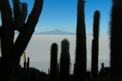 Salar d'Uyuni en Bolivie

Salar d'Uyuni en Bolivie