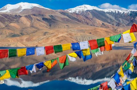 Lac Tsomoriri au Rupshu Changtang au Ladakh en Inde Lac Tsomoriri au Rupshu Changtang au Ladakh en Inde
