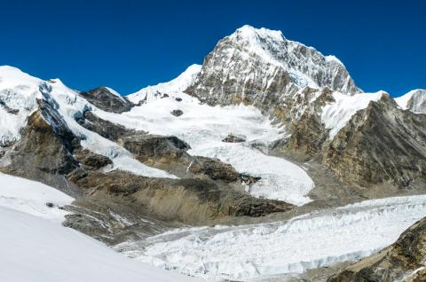 La traversée du Rolwaling via le Tashi Lapsa à 5 760 m