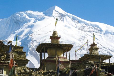 Trek ver le lac Tilicho dans la région des Annapurnas au Népal