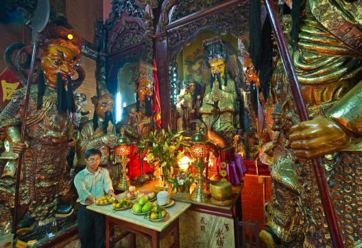 Randonnée vers la pagode de l'Empereur de Jade à Saigon