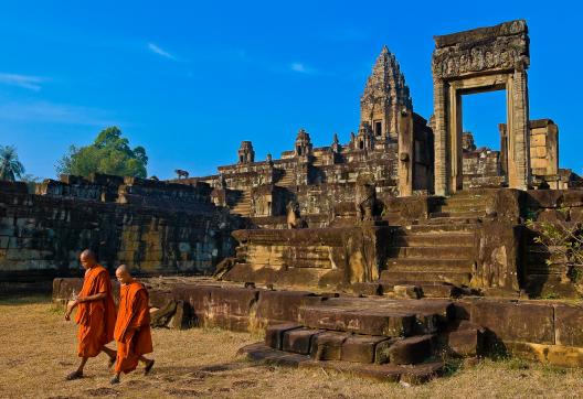 Voyage vers le temple de Bakong sur le site d'Angkor