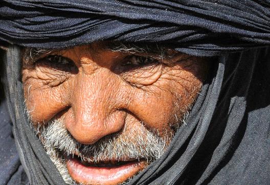 Randonnée rencontre d'un Touareg dans les Tassili n'Ajjer