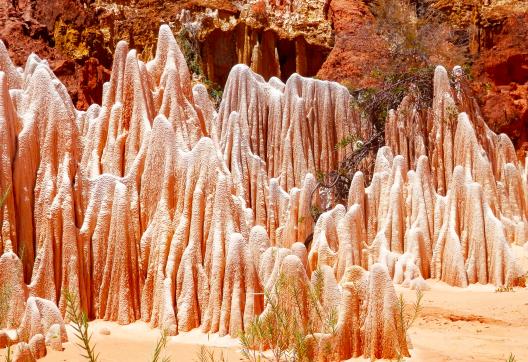 Randonnée vers les Tsingy rouges du Nord de Madagascar