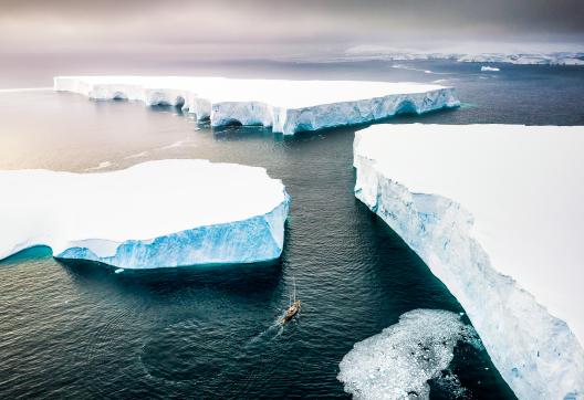 Expedition, voilier et banquise en Antarctique