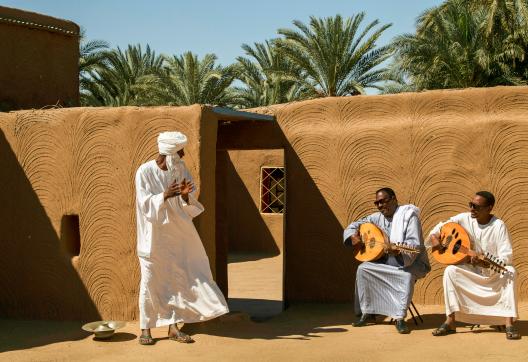 Immersion avec des musiciens dans une maison nubien sur l'île de Difi