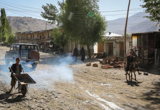 Traversée village Ishkashim au corridor wakhan