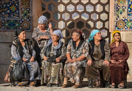 Voyage et rencontres ouzbèkes à la médersa Sher-Dor à Samarcande