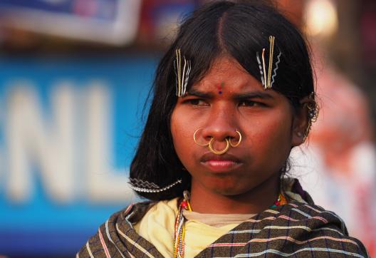 Rencontre d'une femme dongria kondh dans les collines de l'Orissa