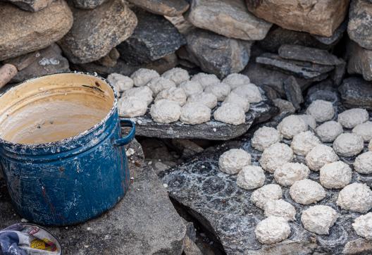 Rencontre avec les bergers et leurs fromages vers le col de Vrang au Pamir