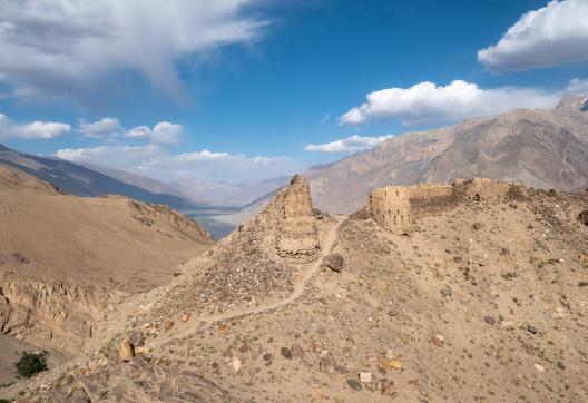 Trek vers le fort de Yamchun dans la vallée d'Ishkashim
