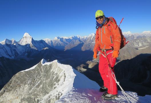 Ascension de l’Island peak à 6 189 m dans la région de l’Everest au Népal