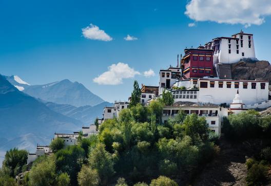 Monastère de Spituk au Ladakh en Himalaya en Inde