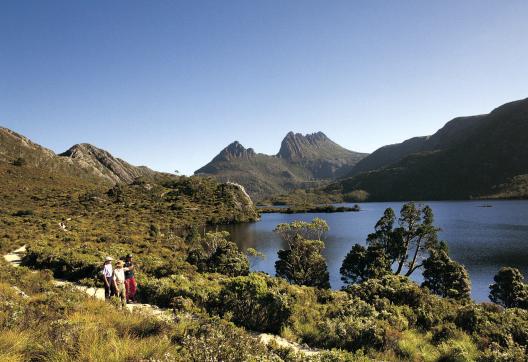 Randonnée le long du lac Dove dans les Cradle Mountains