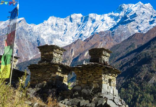 Trek dans la vallée de la Tsum dans la région du Manaslu au Népal