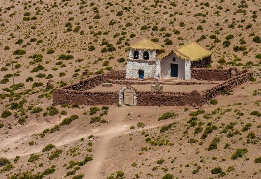 Église de Caspana dans le désert d'Atacama